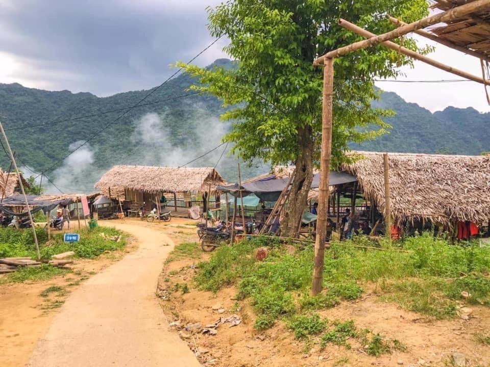 Lepont Mu Waterfall Bungalow Hoa Binh Exterior photo